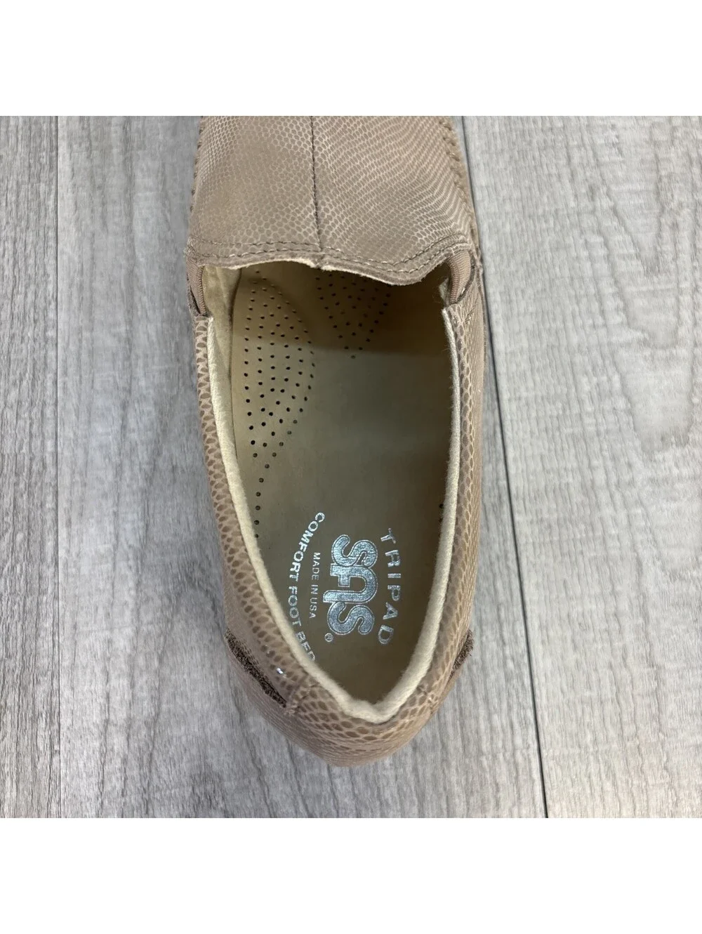 SAS Tripad Womens 7 Beige Snakeskin Leather Wedge Loafers Comfort Shoes Made USA